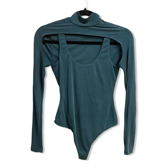 Camila Coelho Mabel Bodysuit Emerald Green
Teal Cutout one piece Revolve XXS - Picture 2 of 8